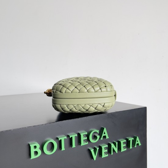 BottegaVeneta Knot Dinner bag