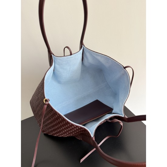 Bottega Veneta Pinacoteca