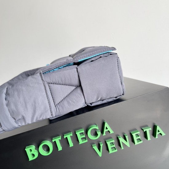 Bottega Veneta Cassette