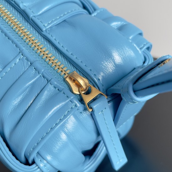 Bottega Veneta Cassette Bottega Veneta Cassette