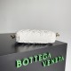 BottegaVeneta Knot On Strap Dinner Package Size: 20.5*6*12.5CM
