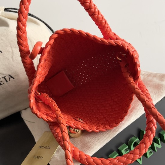 Bottega Veneta Small Tosca