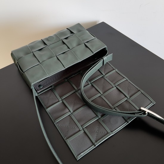 Bottega Veneta Cassette