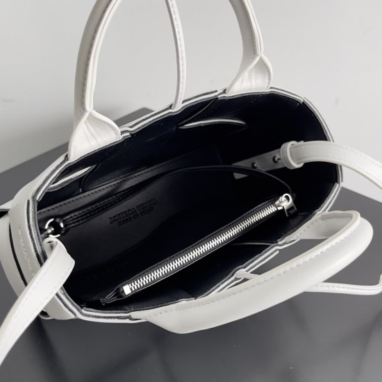 Bottega Veneta Mini Arco Tote