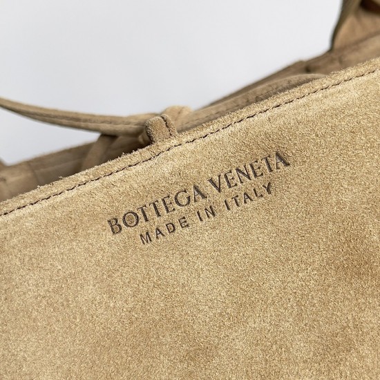 Bottega Veneta Arco Tote Bag