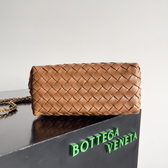 Bottega Veneta Small Andiamo Chain