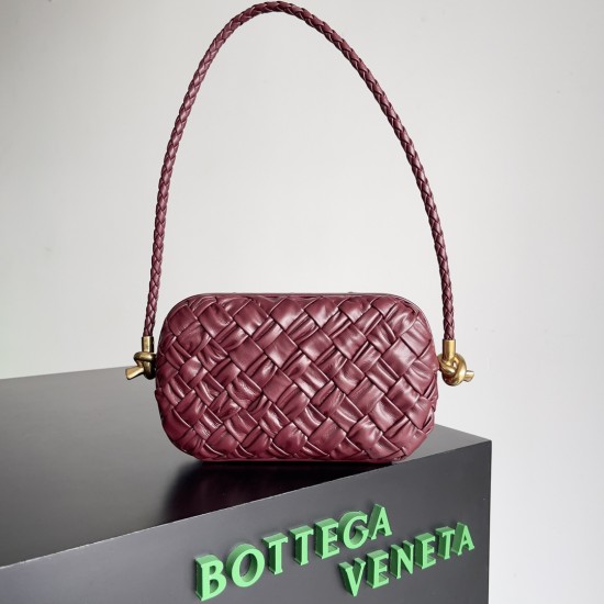 BottegaVeneta Knot On Strap Dinner Package Size: 20.5*6*12.5CM