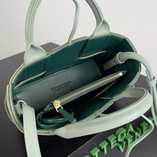 Bottega Veneta Mini Arco Tote
