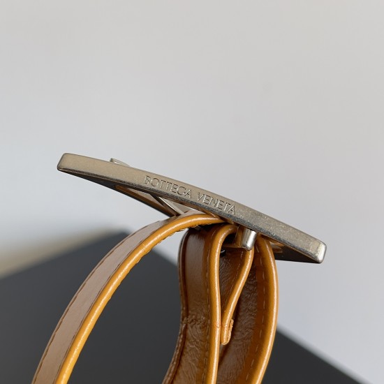 Bottega Veneta Cassette