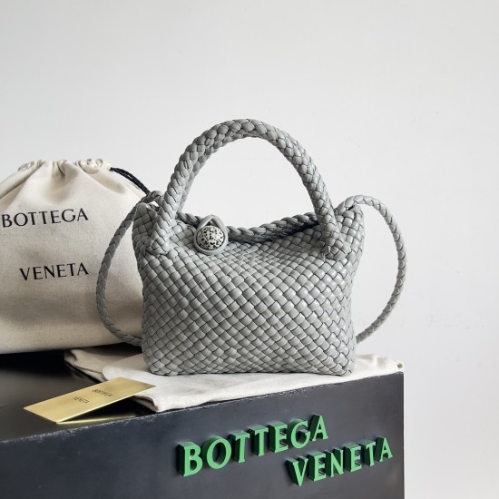 Bottega Veneta Small Tosca