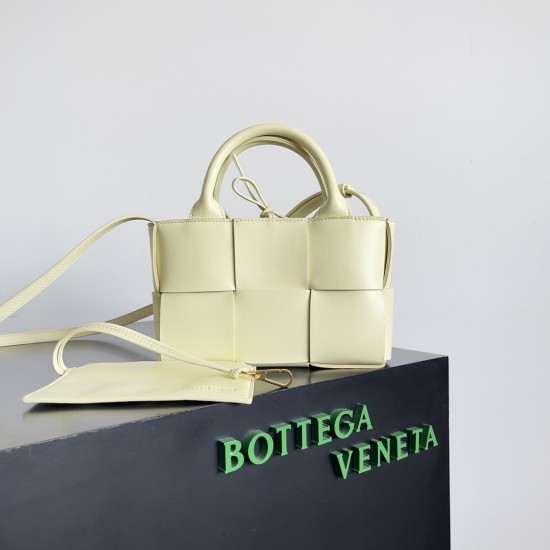 Bottega Veneta Mini Arco Tote