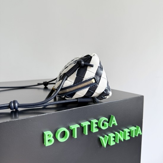 Bottega Veneta Concert Pouch