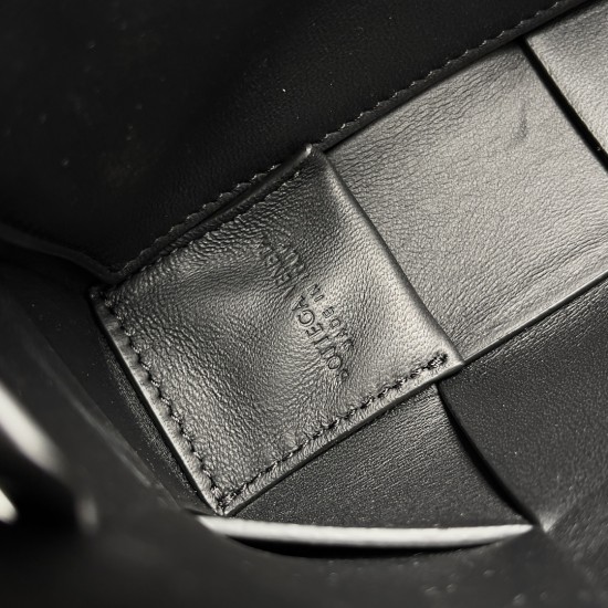 Bottega Veneta Cassette