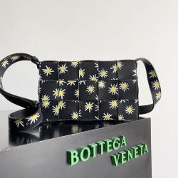 Bottega Veneta Cassette