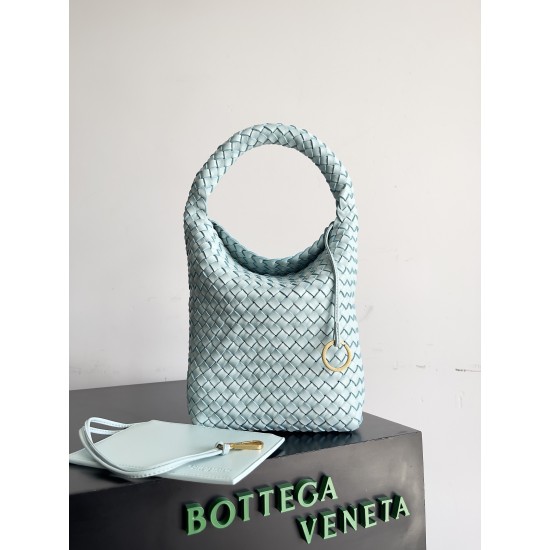 Bottega Veneta Cabat Bucket