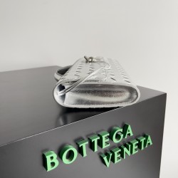 Bottega Veneta Andiamo Clutch Bottega Veneta Andiamo Clutch