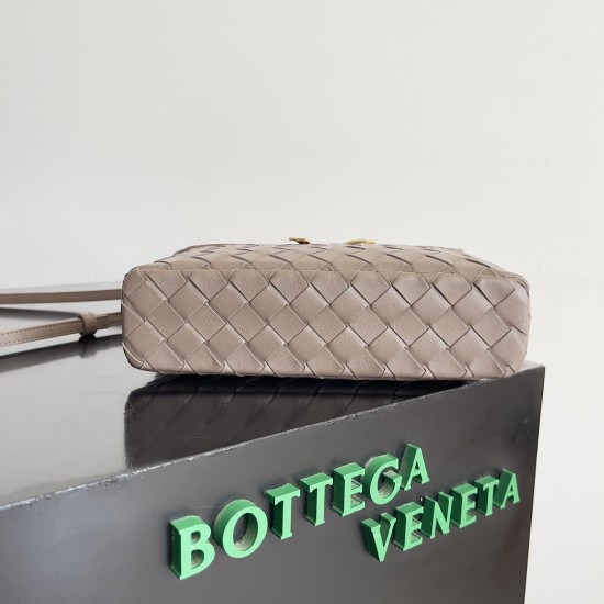 Bottega Veneta Bang Bang