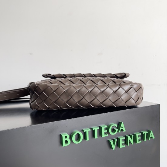 Bottega Veneta Cobble Bag