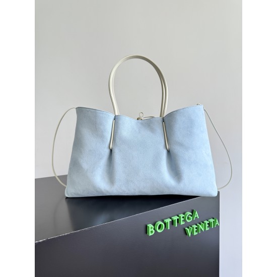Bottega Veneta Pinacoteca