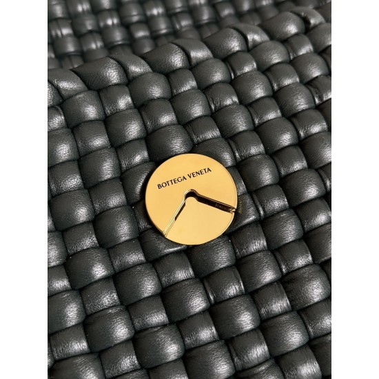 Bottega Veneta Swing