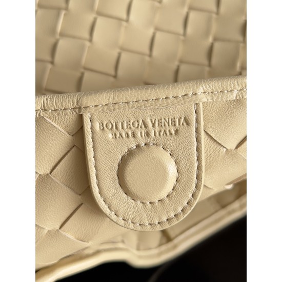 Bottega Veneta Sardine Chain