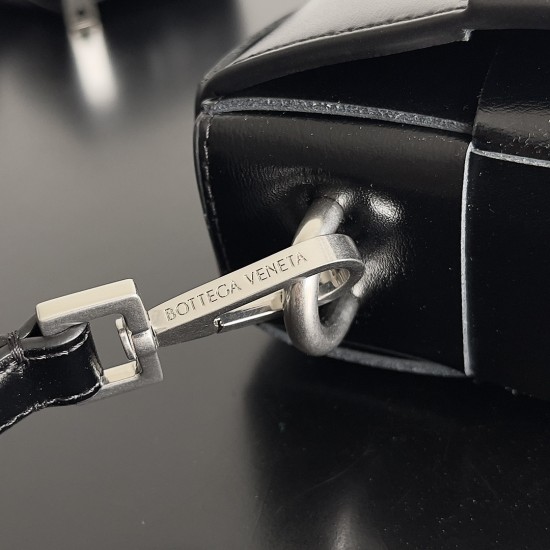 Bottega Veneta Cassette