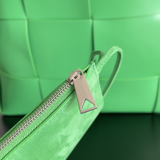 BottegaVeneta Large Arco Tote Bag