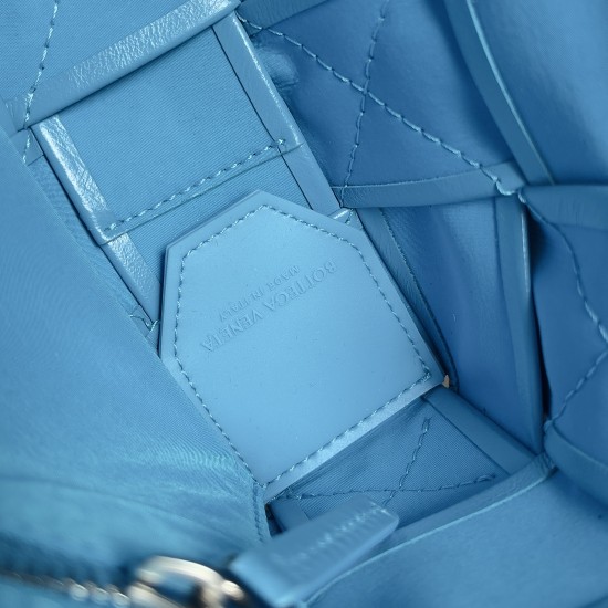 Bottega Veneta Cassette