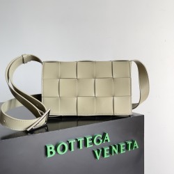 Bottega Veneta Cassette