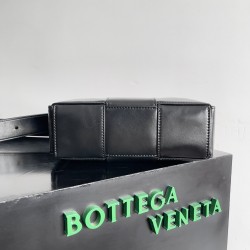 Bottega Veneta Cassette