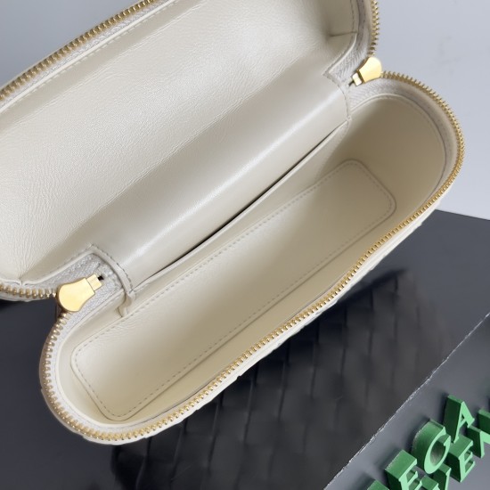 Bottega Veneta Bang Bang
