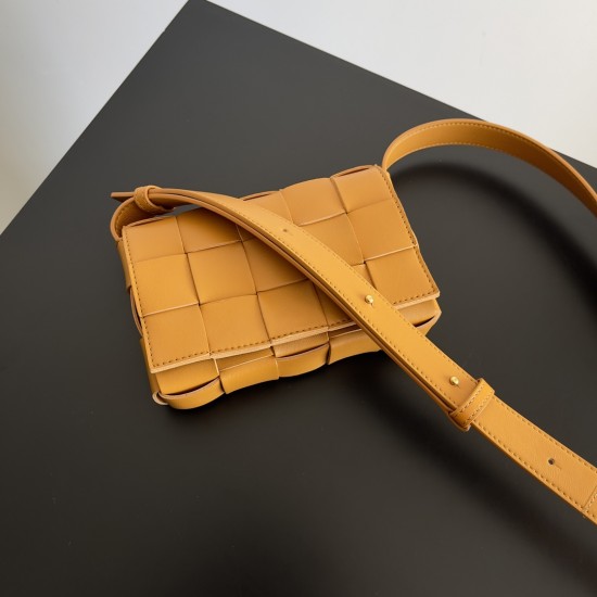 Bottega Veneta Cassette