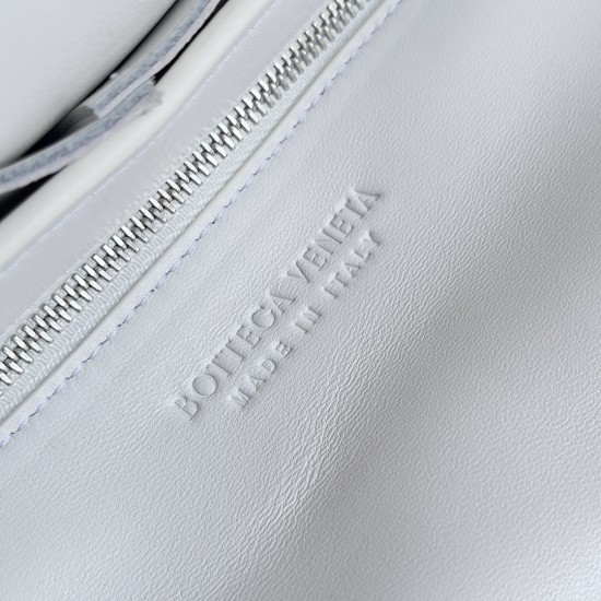 Bottega Veneta Cassette