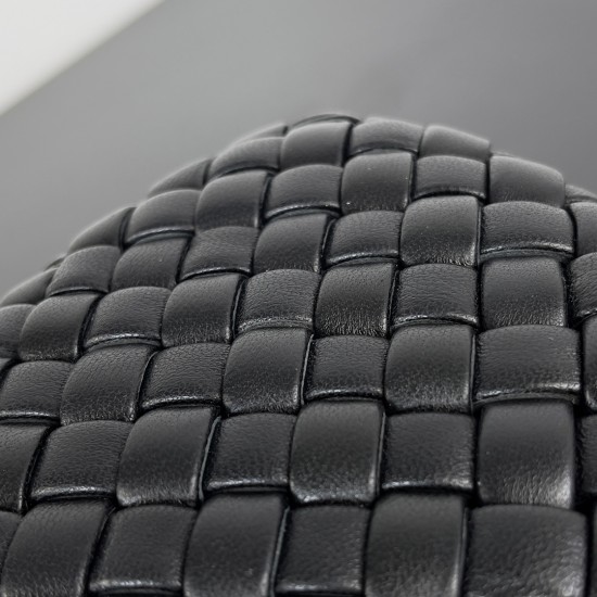 BottegaVeneta Knot Dinner bag