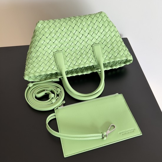 Bottega Veneta Mini Cabat