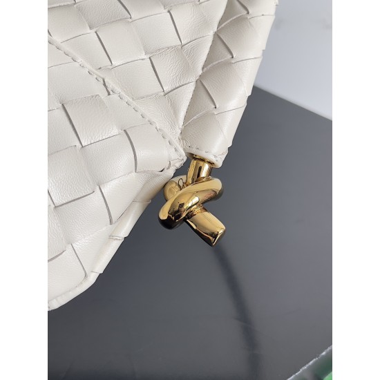 Bottega Veneta Baby Solstice