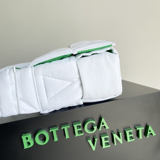 Bottega Veneta Cassette