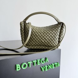 Bottega Veneta Small Cobble Top Handle Bottega Veneta Small Cobble Top Handle