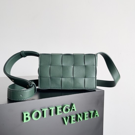 Bottega Veneta Cassette