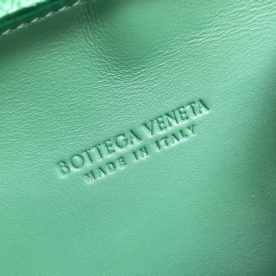 BottegaVeneta Knot Dinner bag