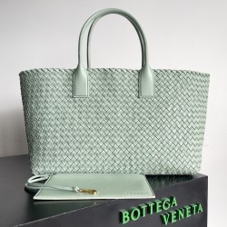 Bottega Veneta Large Cabat