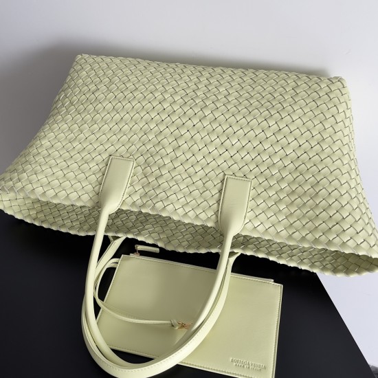 Bottega Veneta Large Cabat