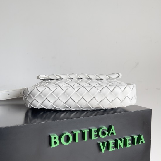 Bottega Veneta Cobble Bag