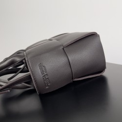 Bottega Veneta Mini Arco Tote