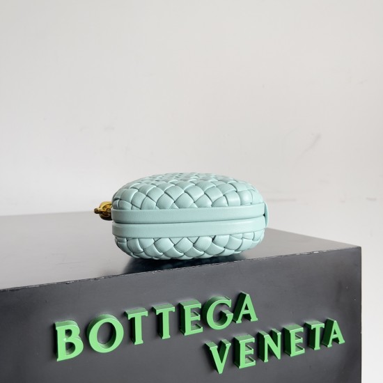 BottegaVeneta Knot Dinner bag