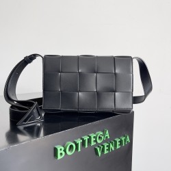Bottega Veneta Cassette