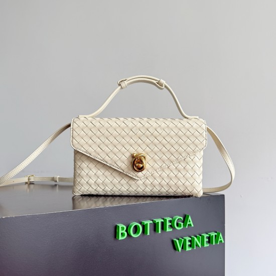 Bottega Veneta Knot Lock
