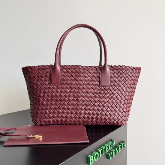 Bottega Veneta Medium Cabat
