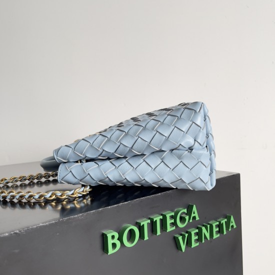 Bottega Veneta Small Andiamo Chain