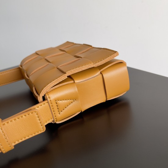 Bottega Veneta Cassette